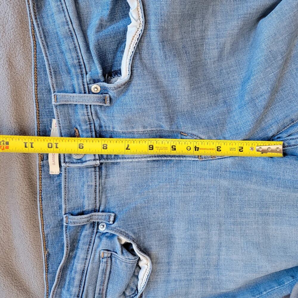 Levis Classic Bootcut Jeans Womens Size 10 Medium Wash Cotton Blend Denim - Picture 5 of 11